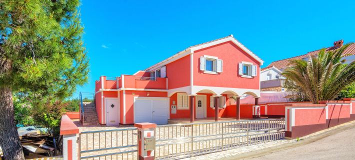 Apartments Kopi Hotels in Vir
