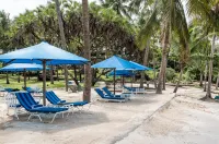 PrideInn Flamingo Beach Resort & Spa Mombasa - Beach