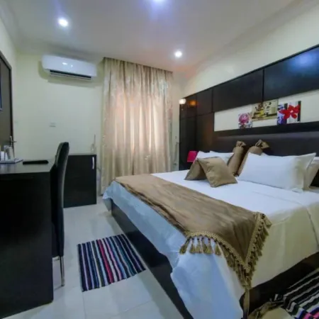 Witsspring Suites