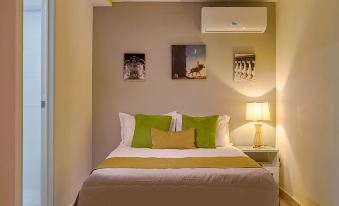 Room in Guest Room - Malecon Premium Plus