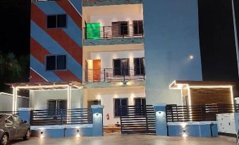 Js Way Apartments and Executive Hotel