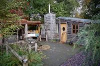 Sutton Coldfield 2-Bed Caravan Parking & Bar-B-Q Hotels in Lichfield