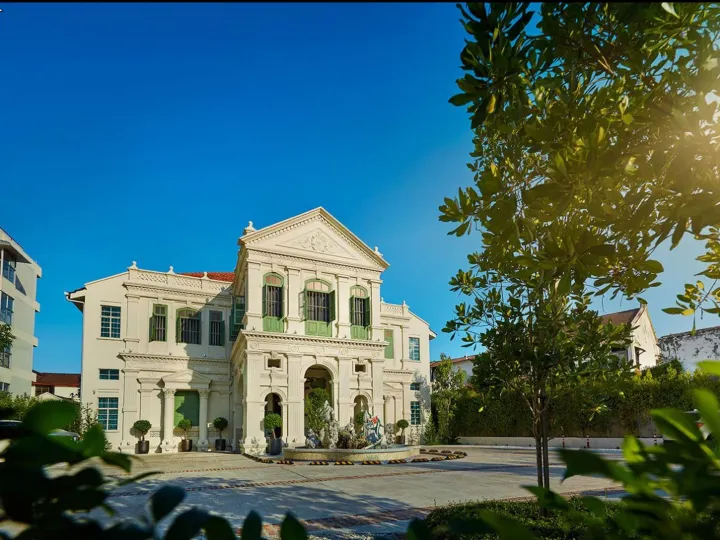 The Edison George Town