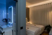 Hotel Shangri-La Hotels in Avio