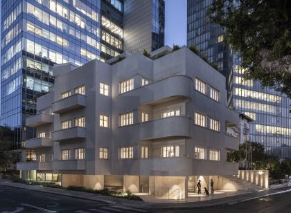 R48 Hotel and Garden