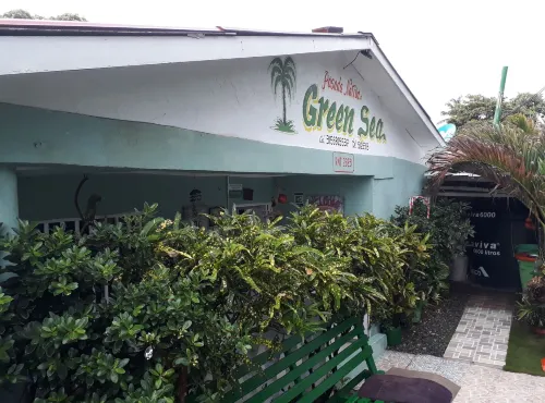 Room in Guest Room - Posada Green Sea San Luis Pesos Hotels in San Luis