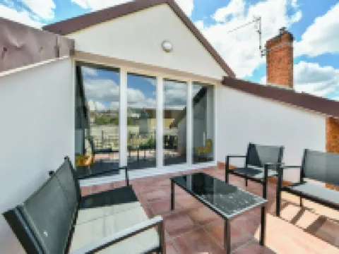 Enjoy Garden Hotels in Vierzon