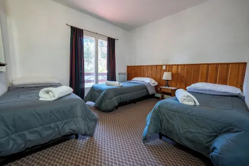 Hotel Dinko - parking