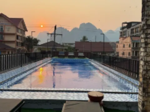 A P S Hotel