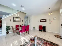 Scuttle Vacation Pool Home W Spa فنادق في كليرمونت