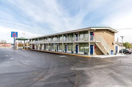 Motel 6 Somerset, KY
