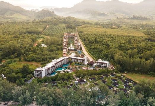 마이 카오 락 비치 리조트 & 스파 썸네일