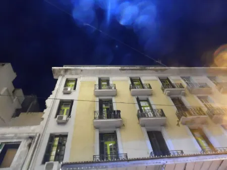 Zeus Hostel Отели рядом с достопримечательностью «Храм Гефеста»