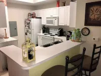 靠近PGA大道的商店和餐館