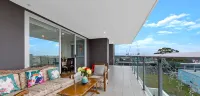 KozyGuru / Blacktown / 3 Bedroom APT / NBL005