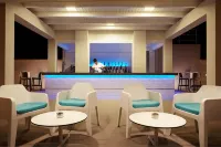 Hotel Las Arenas, Affiliated by Melia - Barer