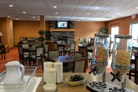 Quality Inn & Suites - breakfast