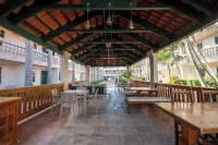Punto di Oro Residences