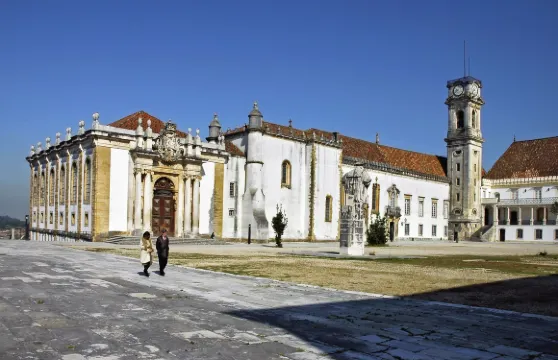 宜必思科英布拉酒店