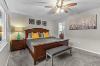 Rotties' 2 Bedroom Home by Redawning
