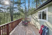 Family friendly house in Many Lakes with Hot Tub