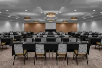 Embassy Suites by Hilton Phoenix Biltmore - 3-Sterne