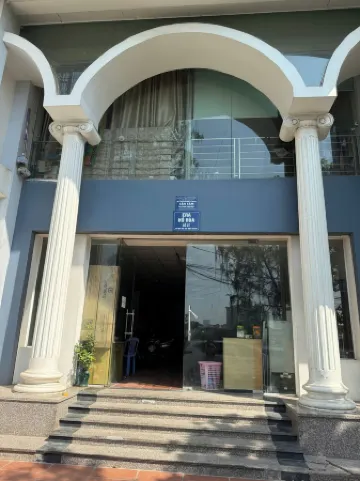 Era Apartment Hồ Rùa