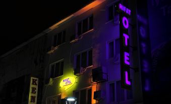 Rıfat Otel