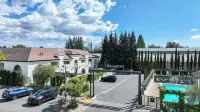 The Lodge at Healdsburg, Tapestry Collection by Hilton - Pools