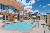 Country Inn & Suites by Radisson, Modesto-Salida