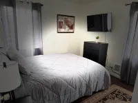 Pacific Escape-Walk to the beach! Adorable 2-bedroom Crescent City home.