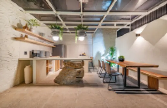 Provenza 6 Bedroom House by Housy Host Hotels in 