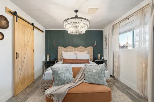 The Heritage House: Family and Pet Friendly Home with Pool and Spa