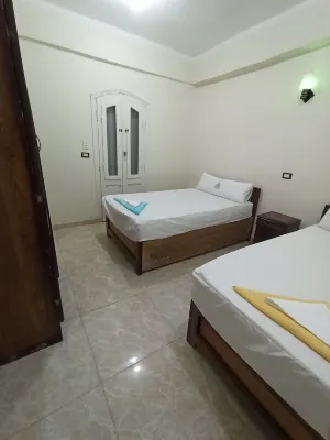 Al-Manara Hostel Siwa Oasis Hoteles cerca de Templo de la Revelación de Amón