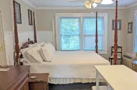 The Sautee Inn Bed & Breakfast Hotels in Clarkesville