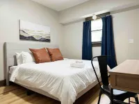 House of Color A / King 1Bd/1BA Apt