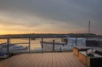 Houseboat Eleuthera