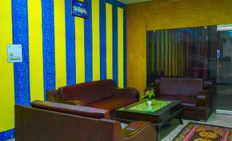 Roomshala 051 Ashok Palace