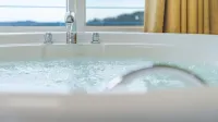 Yangyang Monti Pet Spa Pension - badewanne