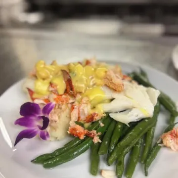 The Glen Cove Hotel & Restaurant