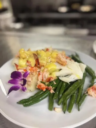 The Glen Cove Hotel & Restaurant