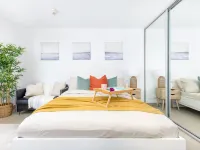 A Lovely Beach Studio, 5min walk to Bondi Beach Hotels in Bondi Beach