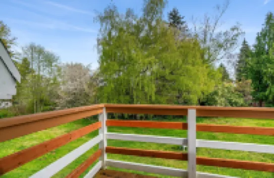 5Br Seattle Barn House, 15  to Stadiums