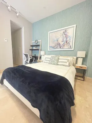 Cozy 2-bedroom apartment at Marina Village