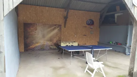 Furnished cottage "les Azalés" Отели в г. Плоэрмель