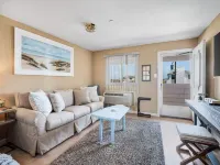 LOCATION! LOCATION! LOCATION! Brigantine Beachfront Getaway! 브리간틴 호텔