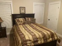 Charleston Luxury Big Family Hideaway Hotels near Splash Creek
