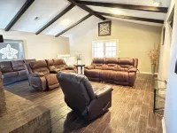 Charming 3-bedroom house with plenty of space for the entire family! Hotel di Mount Pleasant