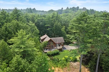 NEWLY RENOVATED! Lake George Mtn Retreat: BBQ, Firepit, 2-tiered Deck!