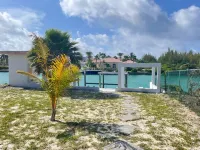 HavenDelMar-Boaters Paradise Now with Starlink+ a 550lb Ice Machine at the Dock - Boutique
